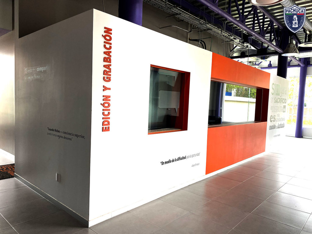 Cabina de edición y grabación virtual